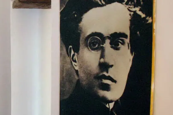 Un ritratto di Antonio Gramsci (foto d'archivio)