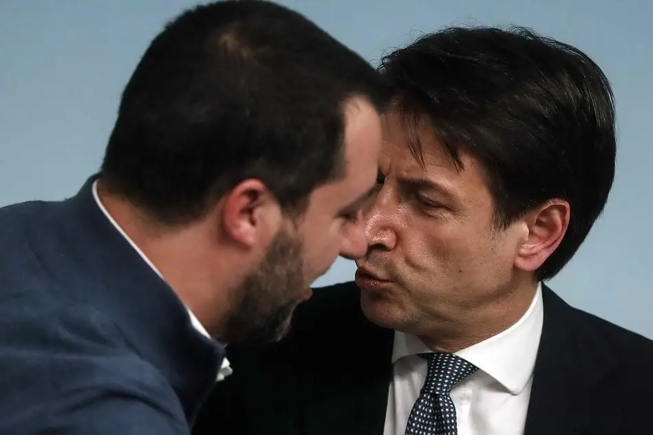 Conte e Salvini in un'immagine d'archivio (Ansa)