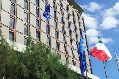 Il palazzo della Regione Sardegna (foto Ansa)