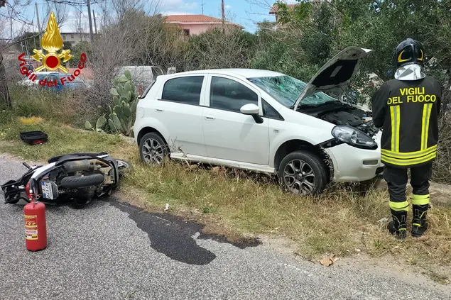 L'incidente a Siniscola (foto vigili del fuoco)