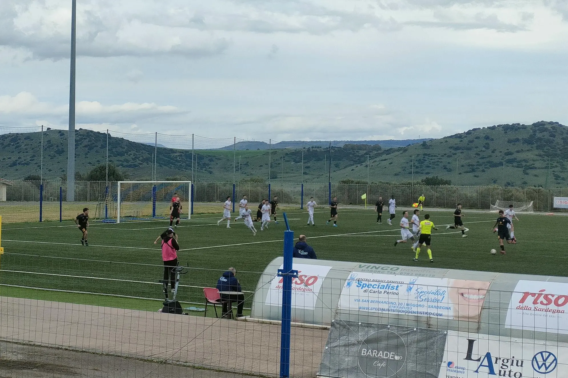 Un momento della sfida tra Freccia Parte Montis e Samugheo (foto di Giacomo Pala)