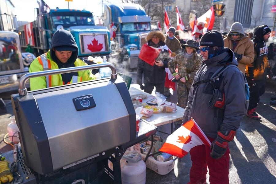 Le proteste a Ottawa (Ansa)