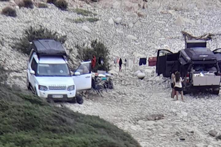 Villasimius, turisti si accampano sul litorale: intervengono le guardie ambientali