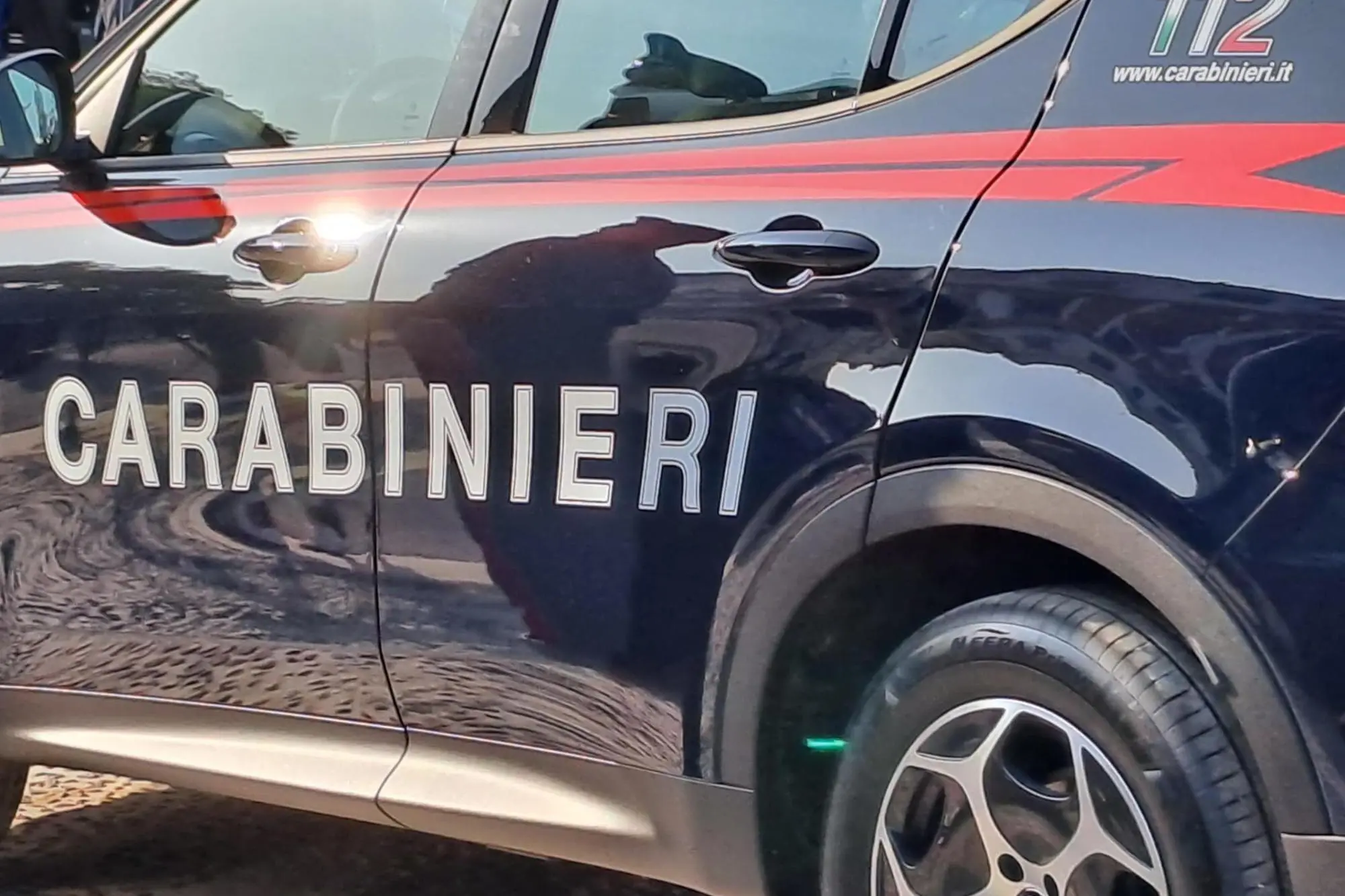 Un'auto dei carabinieri