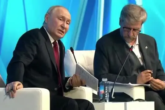 Putin: possibile trilaterale con Xi Jinping e Trump ad Apec