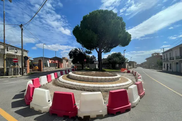 Lo stato attuale della rotonda tra via Nazionale, via Roma e via Matteotti (foto Mascia)