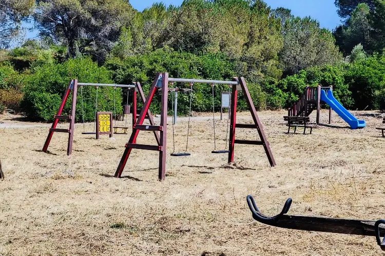 Parco giochi a Uri