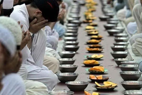 A Delhi preghera da record nella grande moschea