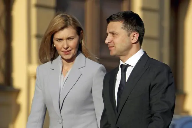 Olena Zelenska con Volodymyr Zelensky (Ansa)