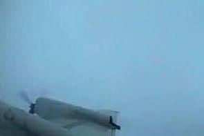 Un aereo in mezzo all'uragano Florence, il video in time-lapse
