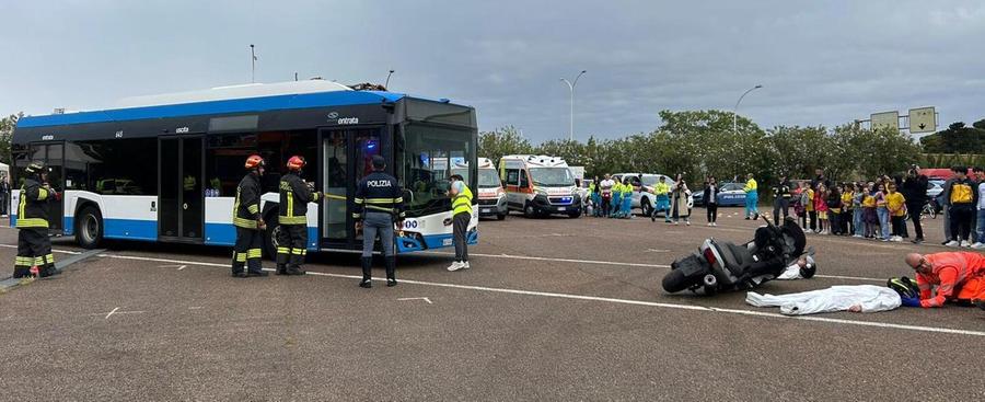 «Ragazzi, basta croci sulle strade»