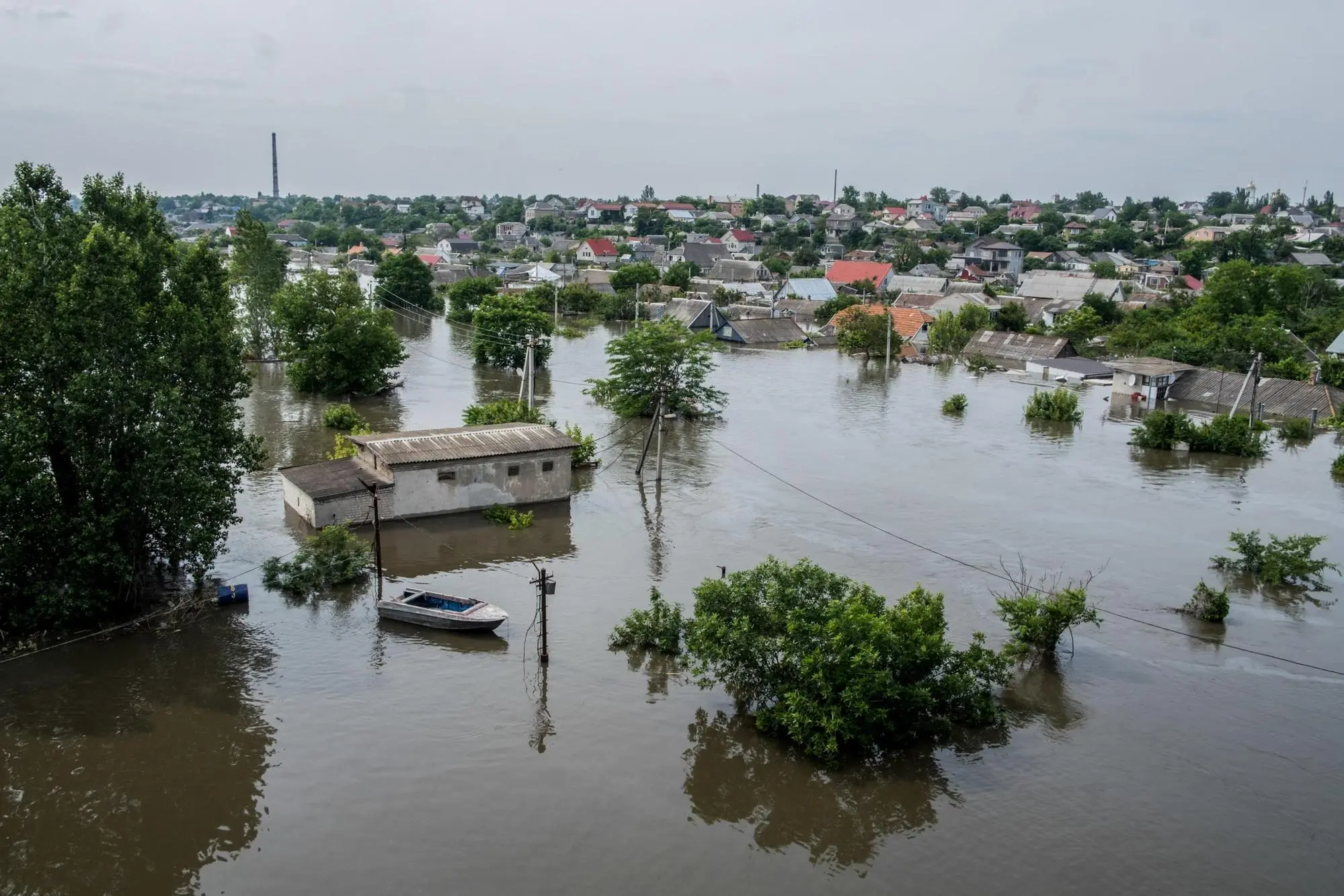 Inondazioni nella regione di Kherson dopo la rottura della diga (foto Ansa)