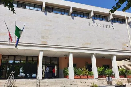 Il tribunale di Tempio (Ansa)