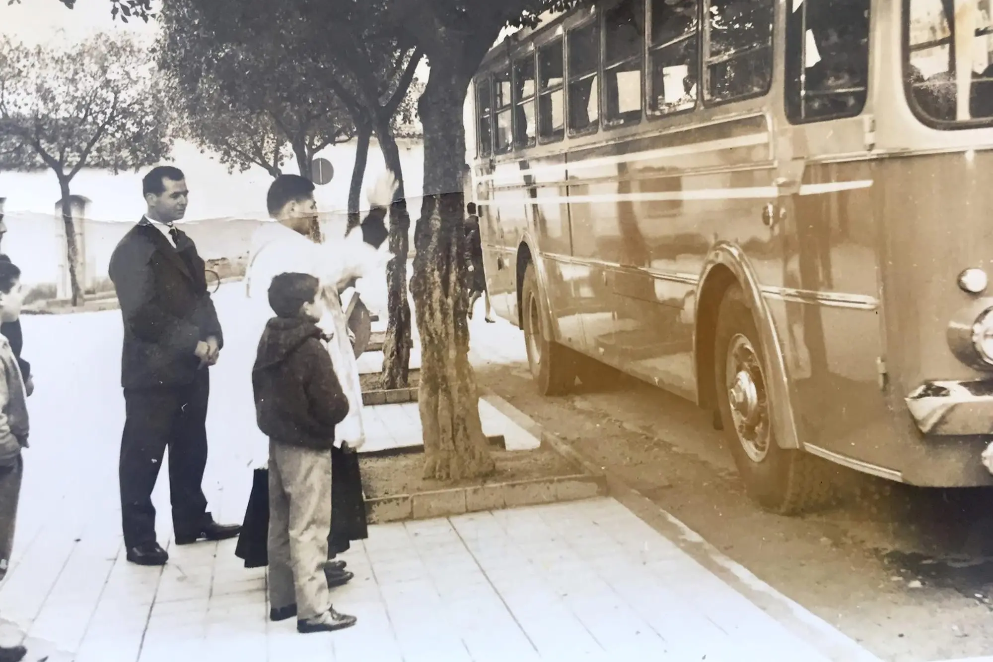 Il primo pullman di Baire inaugurato a novembre del 1950