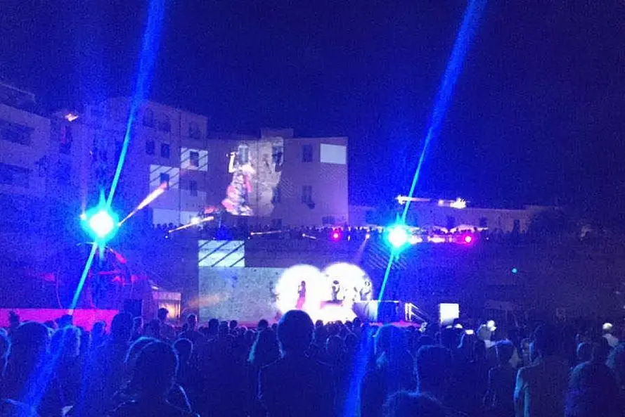 Spettacolo di luci e musica all'Akènta Day di Alghero