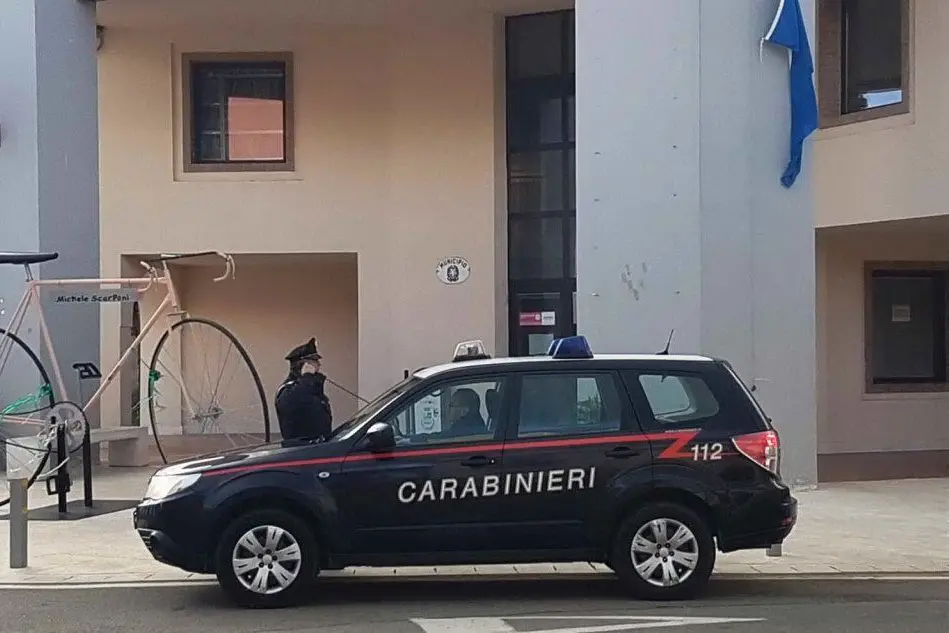 Carabinieri a Tortolì (foto Antonio Serreli)