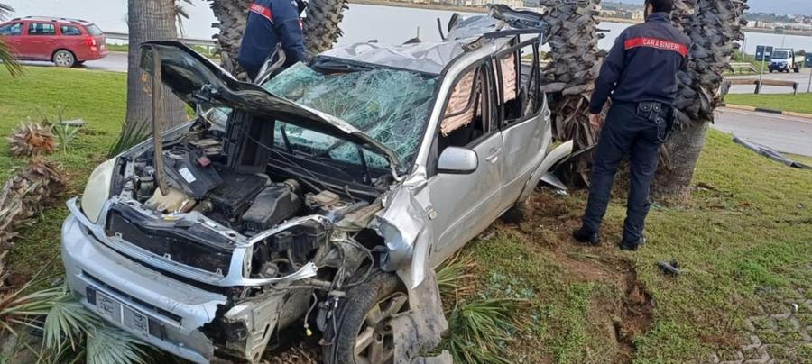 Quartu, dopo l’incidente si getta in mare: indagini dei carabinieri in corso