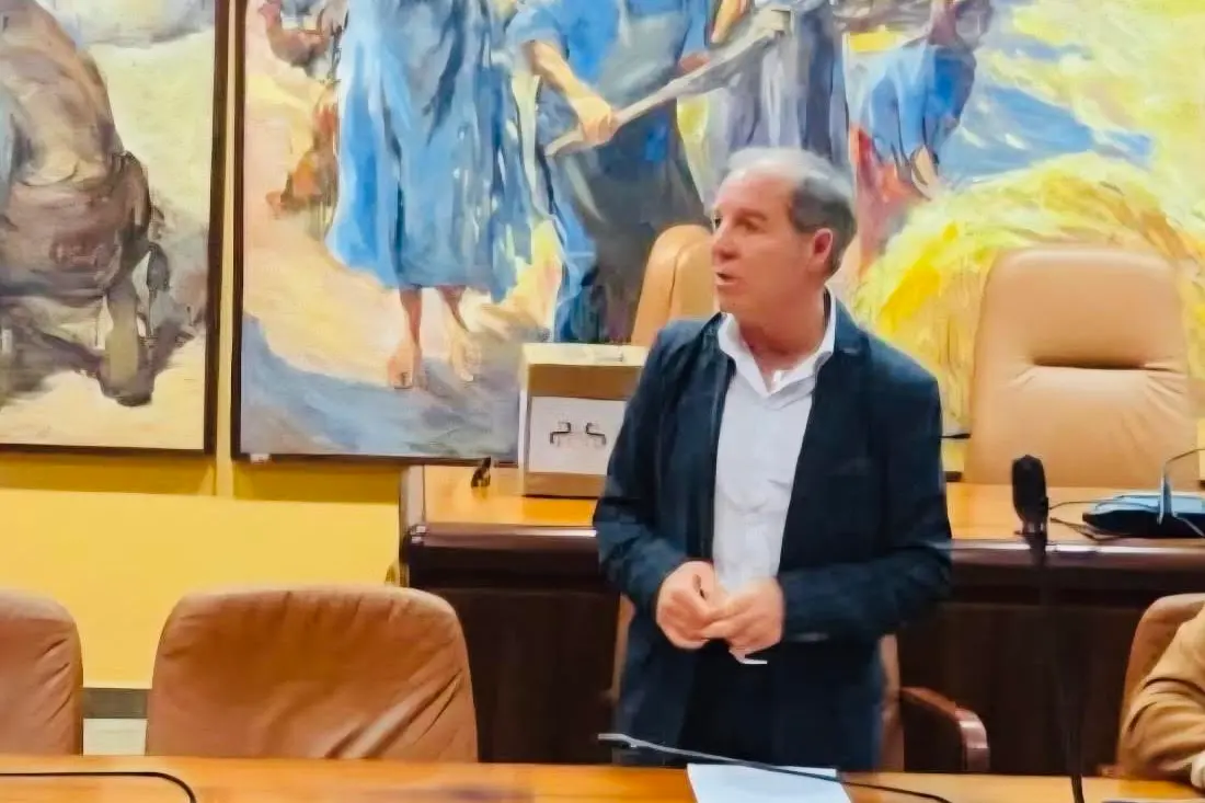 Antonello Figus durante il suo intervento (foto concessa)