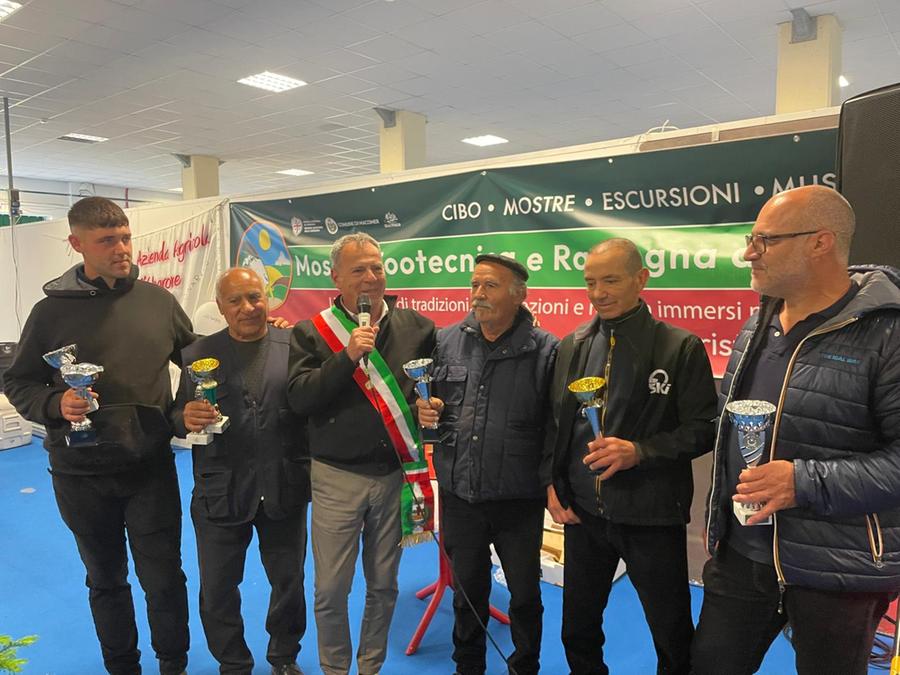 Macomer, successo per la mostra zootecnica e agroalimentare