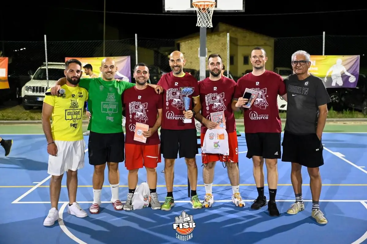 Il team &quot;Visitors&quot;, vincitore a Isili (foto Chiaramida)