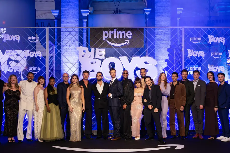 Il cast della serie (Ansa)