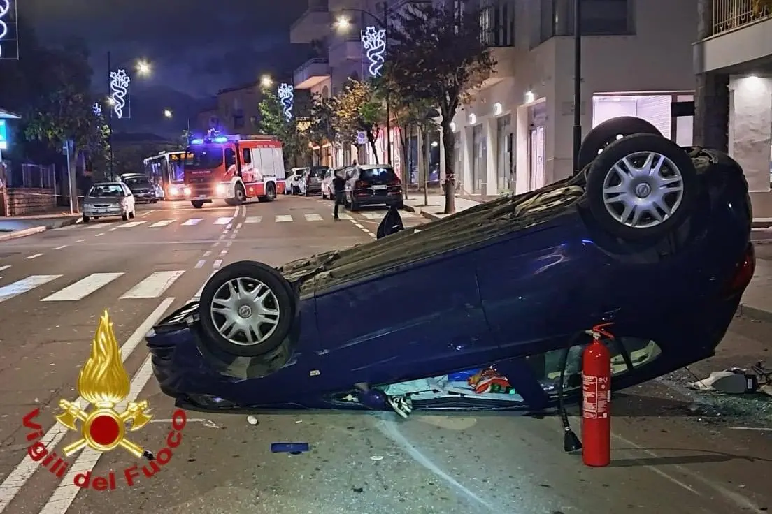 L'incidente a Olbia (foto vigili del fuoco)