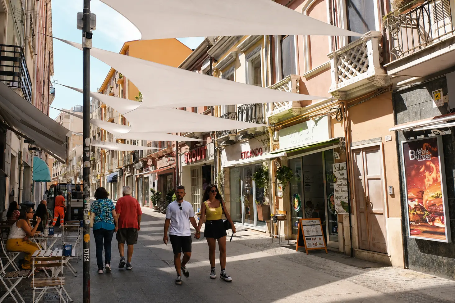 Vele in via Garibaldi.