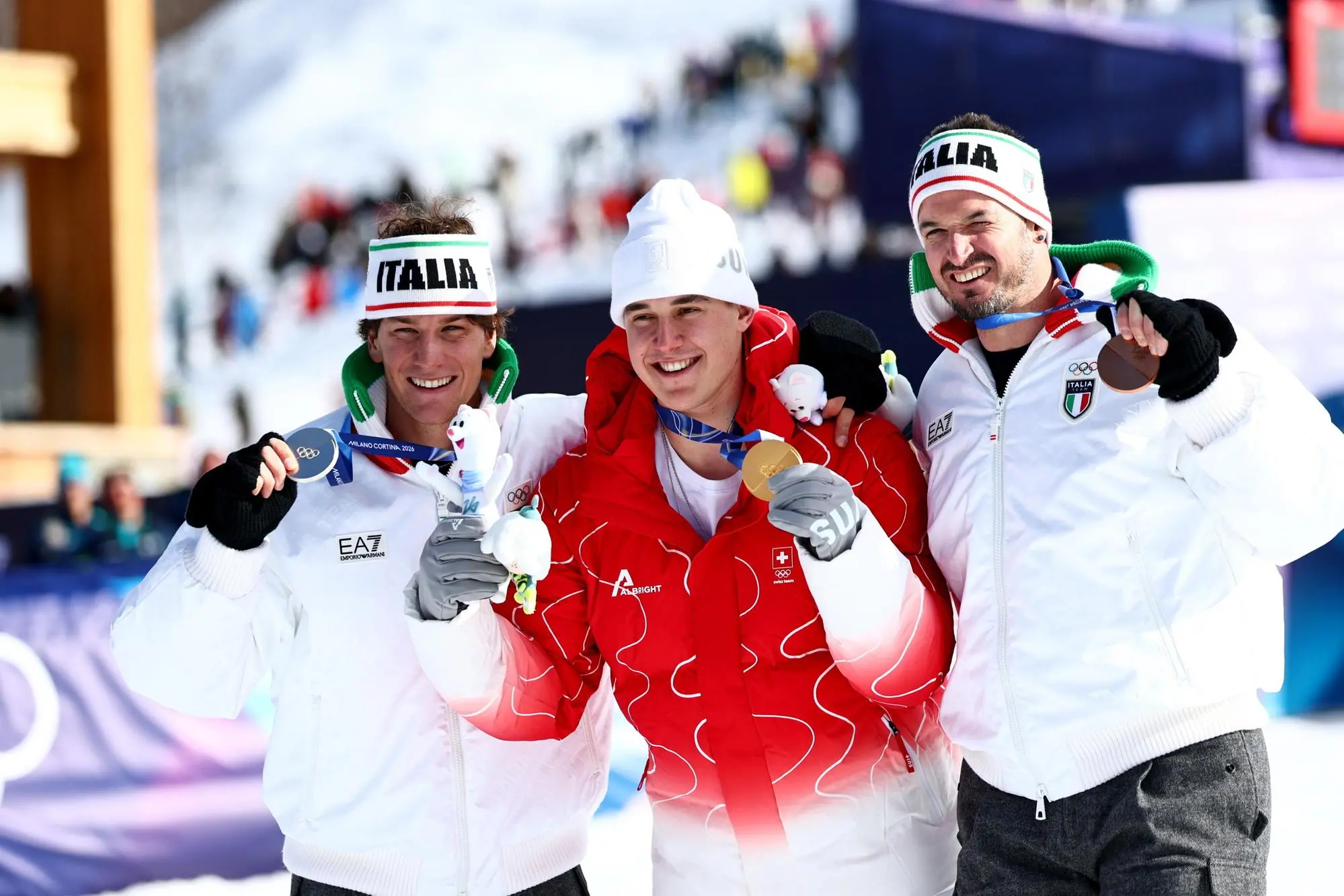 Giovanni Franzoni, Franjo von Allmen e Dominik Paris (Ansa - EPA/ANNA SZILAGYI)