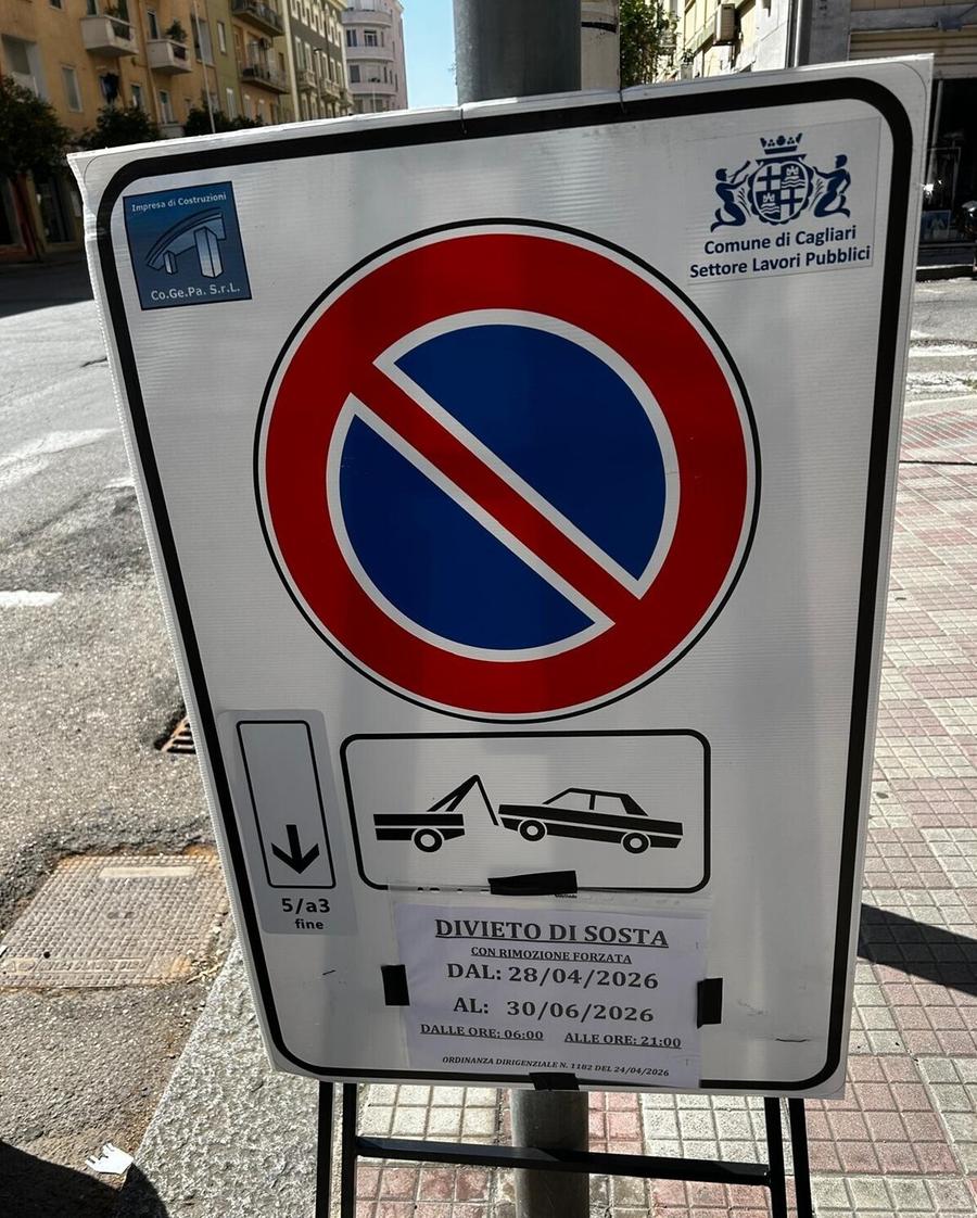 Spunta una pista ciclabile in via Pergolesi, proteste in Consiglio