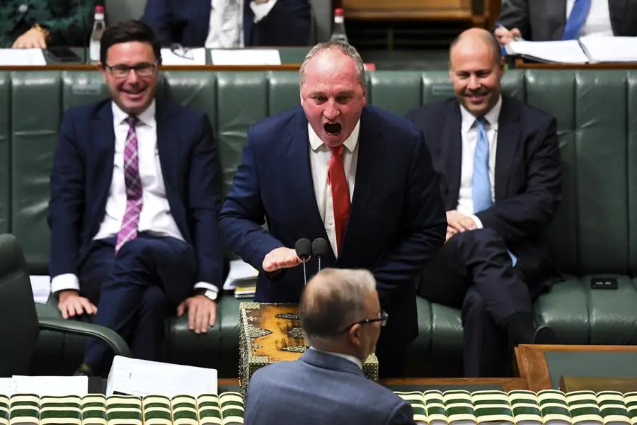 Barnaby Joyce durante un discorso (Ansa-Epa)