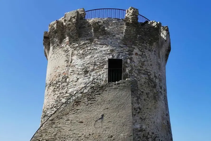 La torre aragonese (foto L'Unione Sarda - Pala)