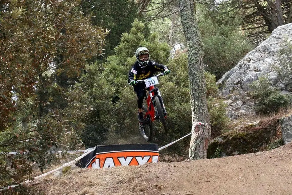 Mountain bike a Tempio (foto Pier Giacomo Pala)