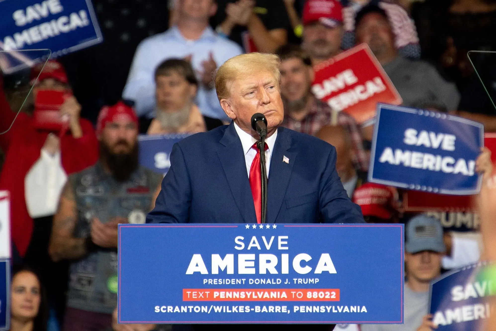 epa10158589 Former President Donald J. Trump speaks at the Mohegan Sun Arena in Wilkes-Barre, Pennsylvania, USA, 03 September 2022. This is Trump’s first public appearance since the 08 August raid of Mar-a-Lago in Palm Beach, Florida. EPA/TRACIE VAN AUKEN
