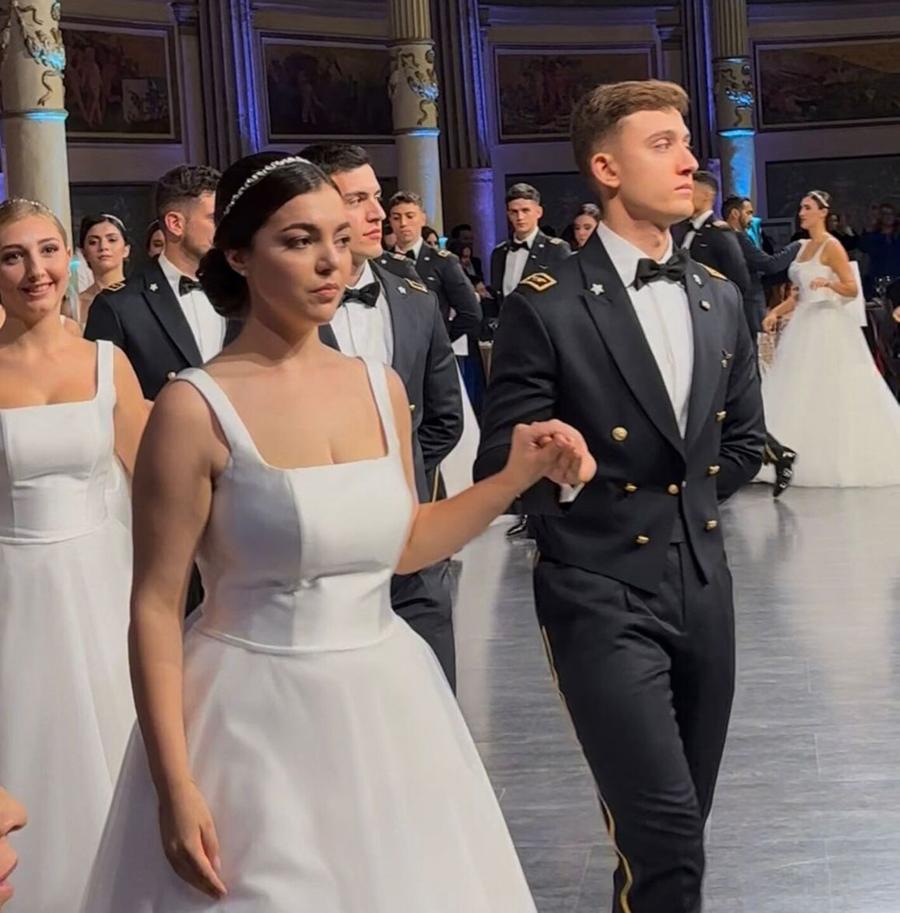 L’emozione di Benedetta Giannini, unica sarda al “Ballo delle debuttanti”