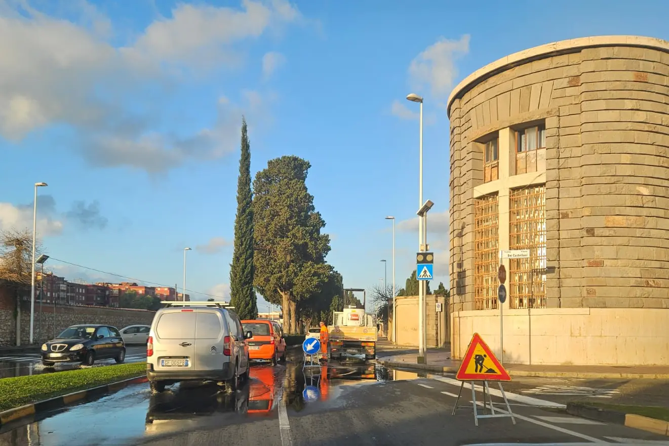I lavori in via Puglia (L'Unione Sarda)