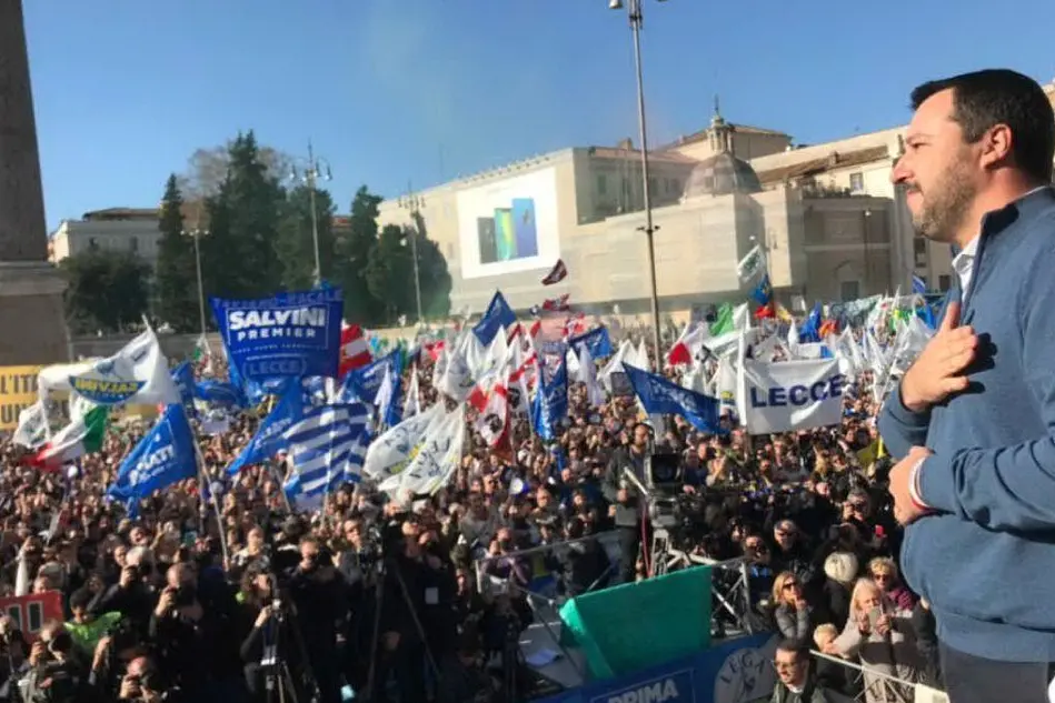 Matteo Salvini in piazza del Popolo (foto Twitter)