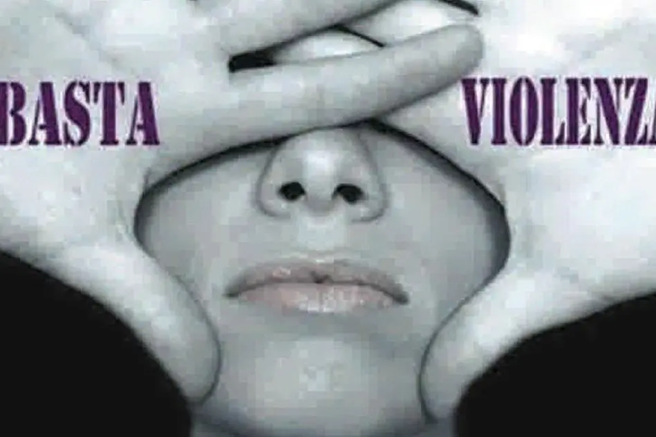 Sono sempre numerosi, purtroppo, i casi di violenza nei confronti delle donne (immagine simbolo)