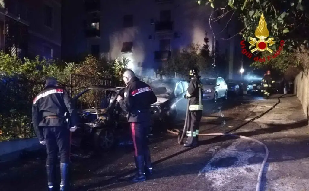 Sul posto anche i carabinieri