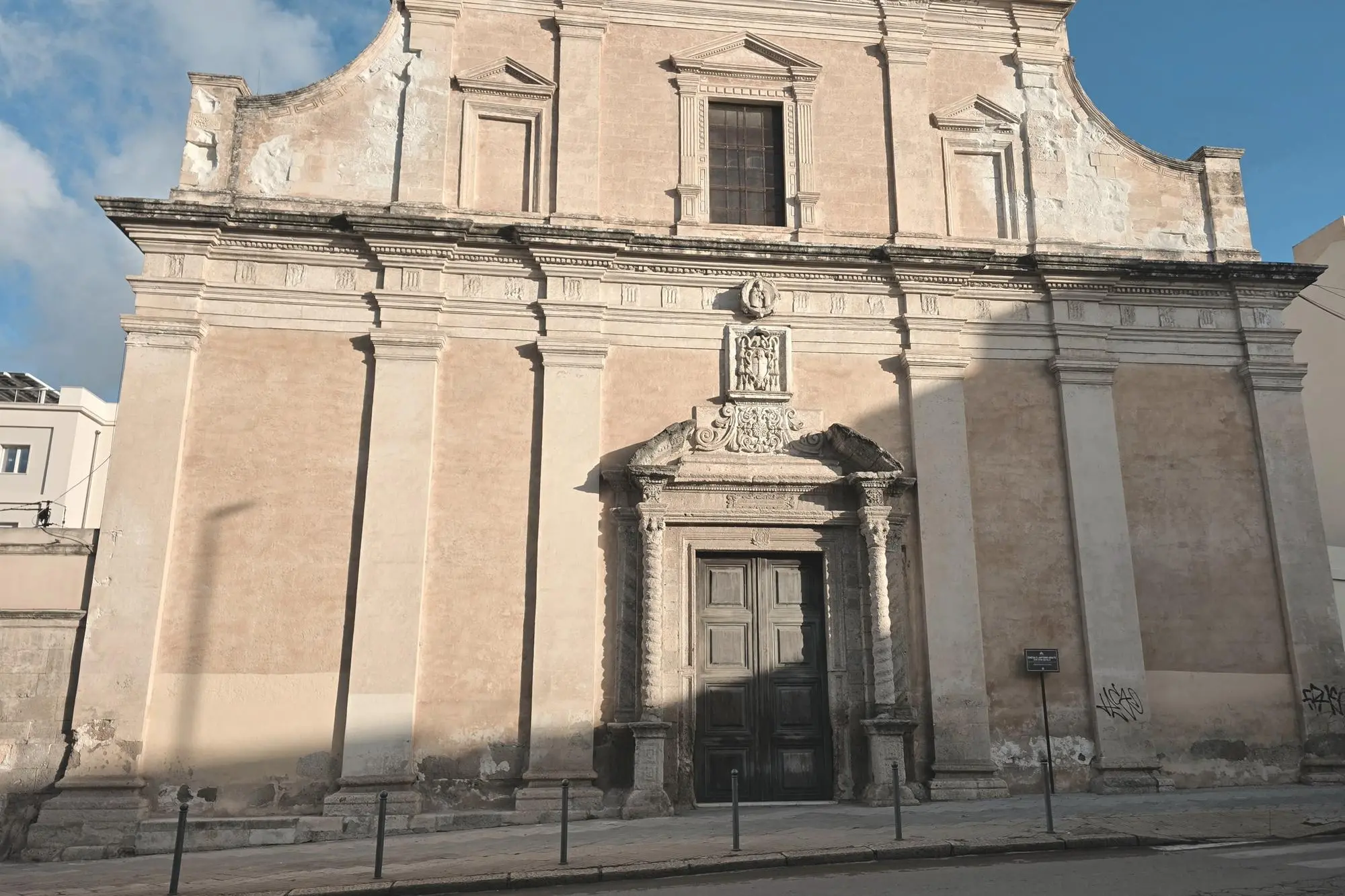 Chiesa Sant'Antonio Abate dopo il lavoro di rimozione delle transenne