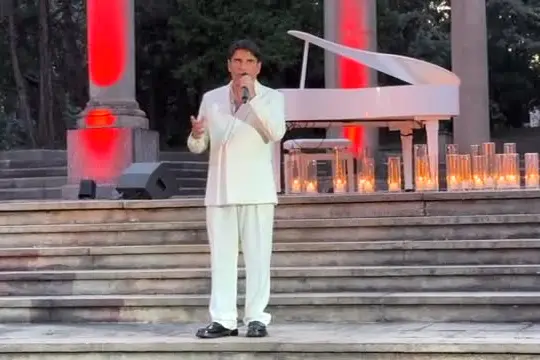 Sal Da Vinci emozionato e grato presenta l'abum "Per sempre sì"
