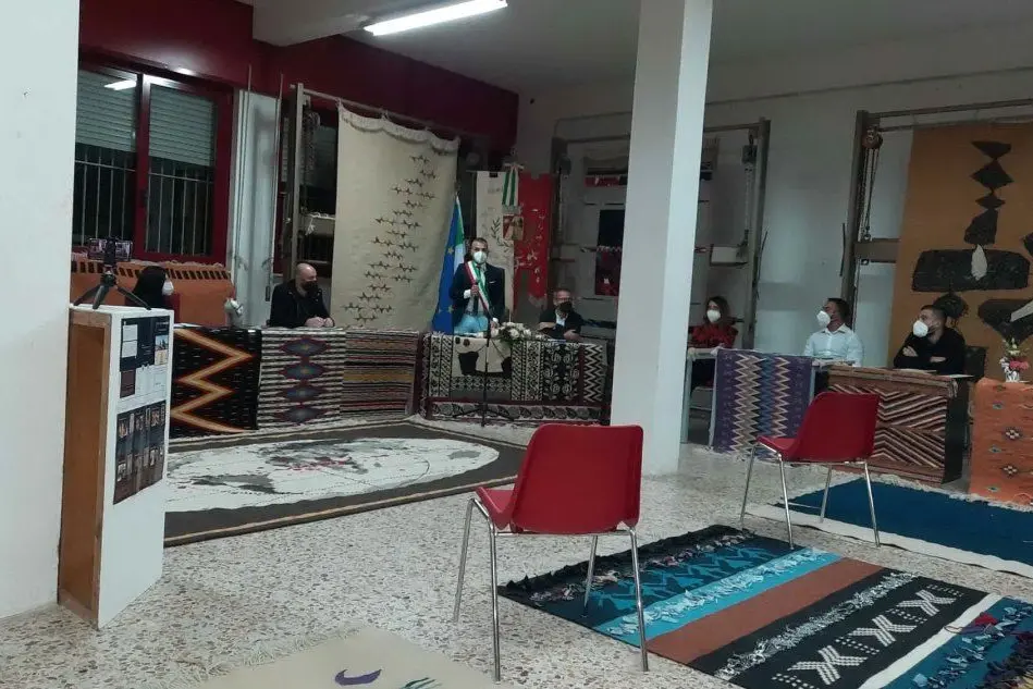 Un momento dell'insediamento (foto concessa dal Comune)