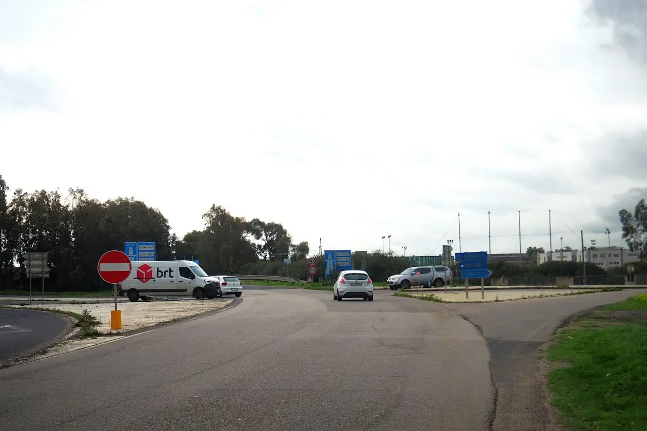 L'area dove verrà realizzata la rotonda (Foto Sara Pinna)