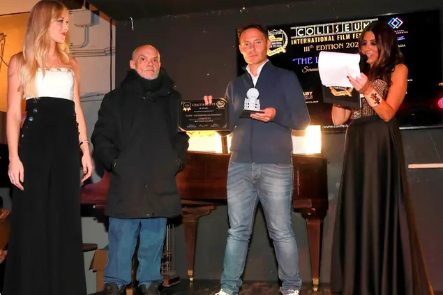 Il premio ritirato da Francesco Pili