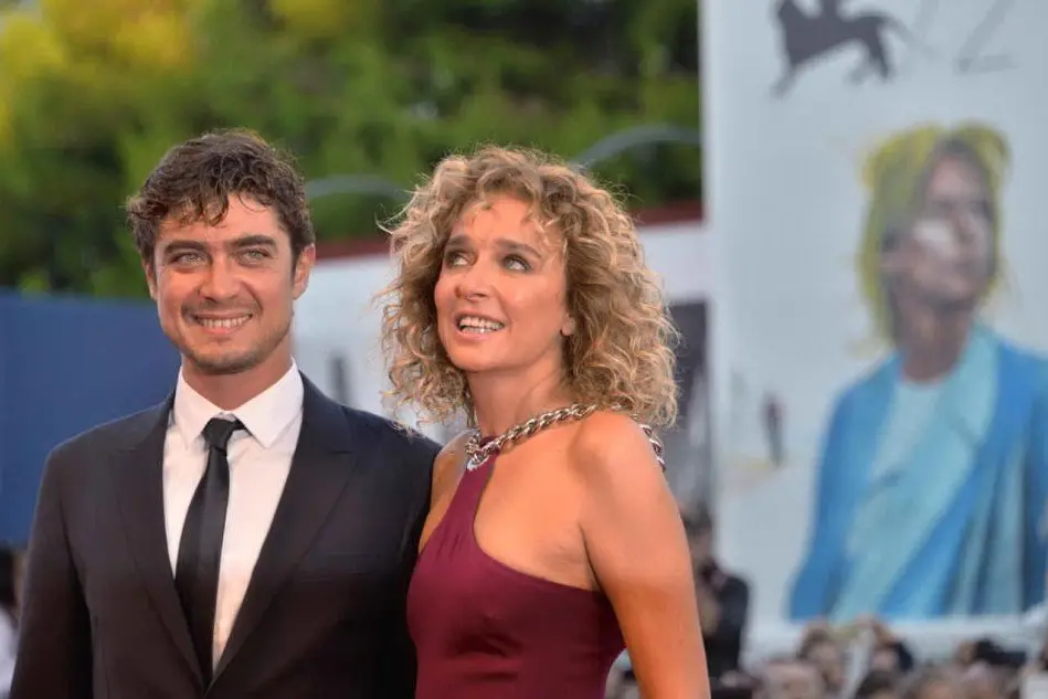 Riccardo Scamarcio e Valeria Golino all'ultimo Festival di Venezia (Ansa)