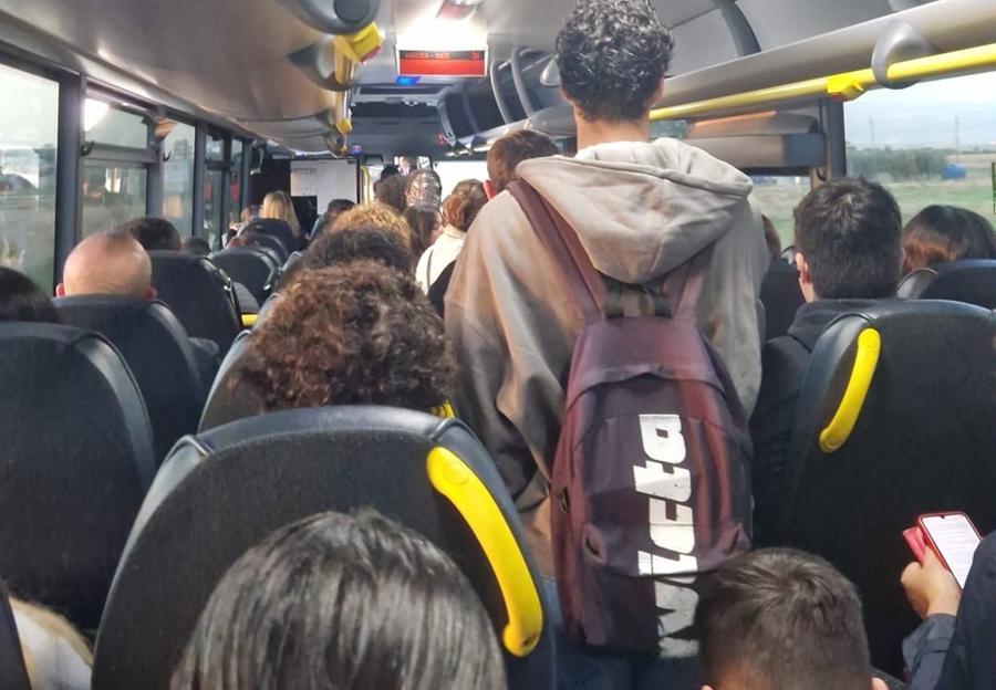 Pendolari, ogni mattina è un incubo