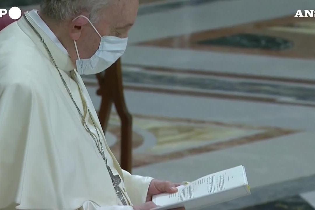 Vaticano, il Papa non presiede i vespri di Capodanno nella Basilica di San Pietro