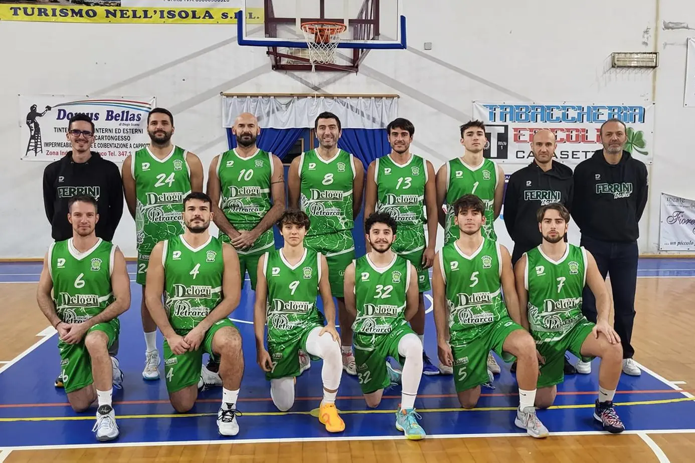 Una formazione della Ferrini Delogu Legnami, squadra organizzatrice del "Torneo Sant'Elena"