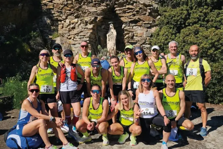 Gli atleti all'Asinara (foto concessa)