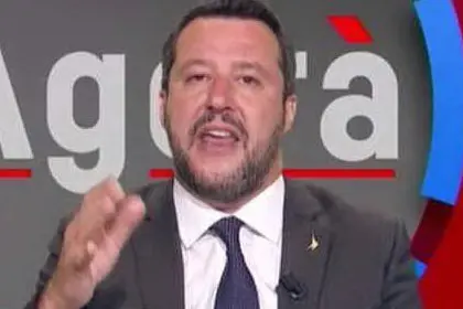 Salvini in tv (foto da frame video)