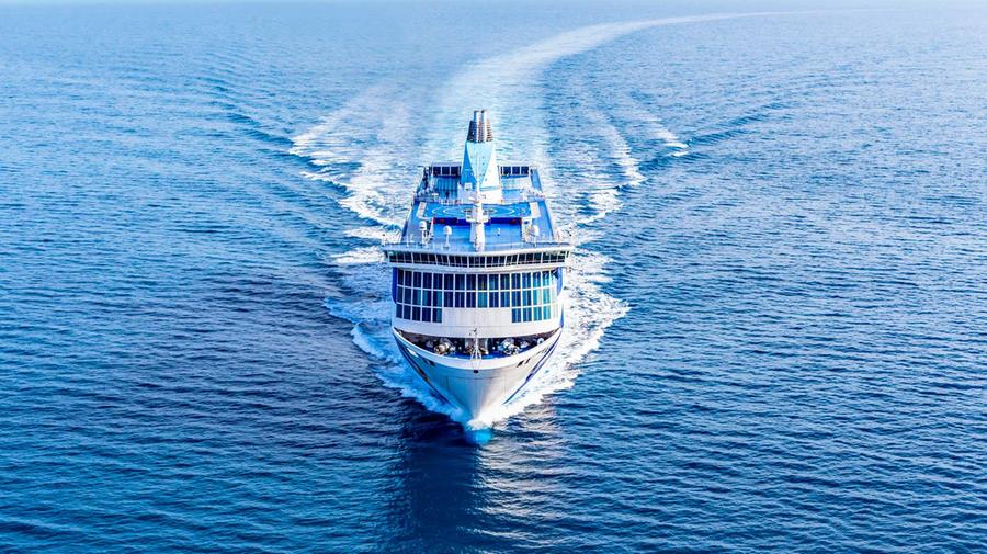 Caro carburanti e prezzi alle stelle, il caso Sardegna si sposta a Roma